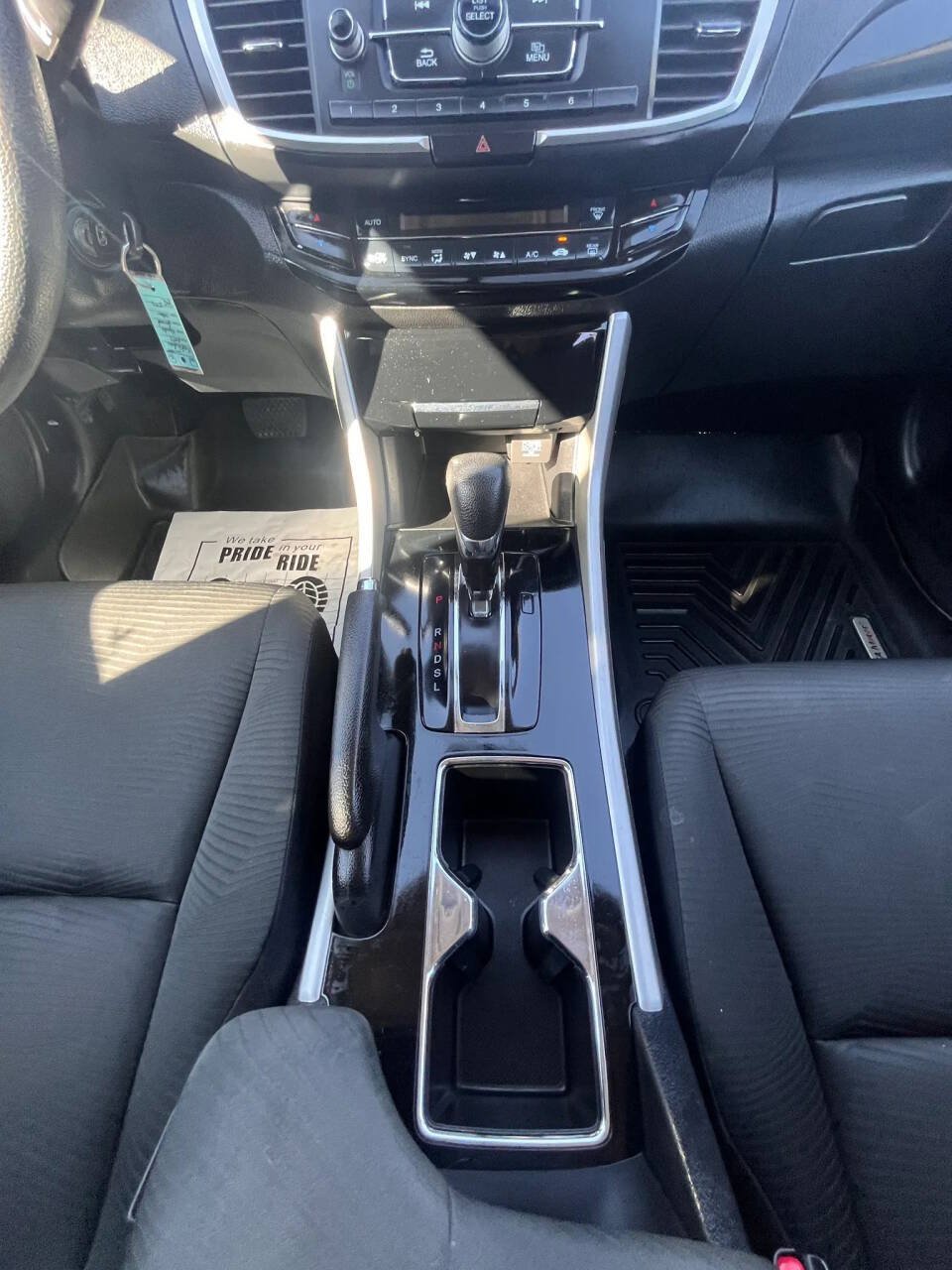 Used 2017 Honda Accord LX image 22