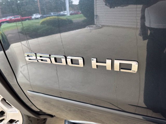 Used 2018 Chevrolet Silverado 2500 LT w/ All Star Edition AWD/4WD image 36