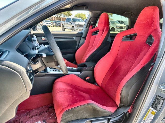 Used 2024 Honda Civic Type R image 11