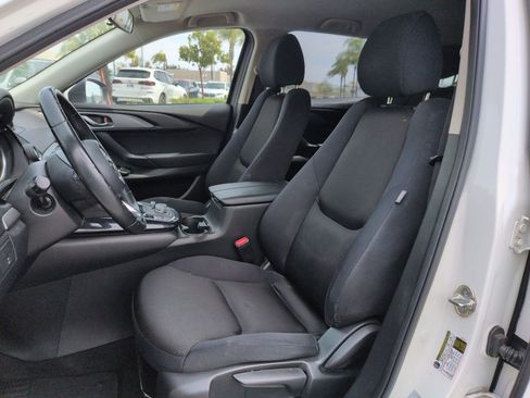 Used 2019 MAZDA CX-9 Sport image 16