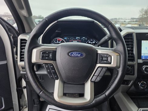 Used 2021 Ford F350 Lariat image 3
