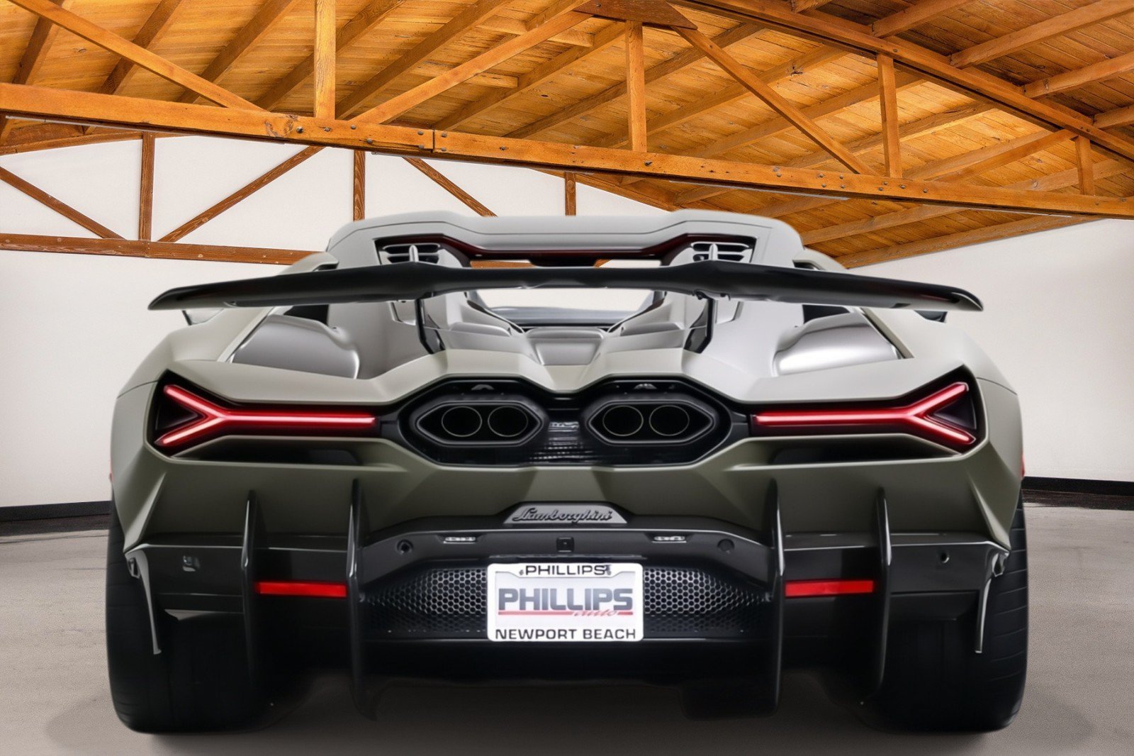 Used 2024 Lamborghini Revuelto AWD/4WD image 4
