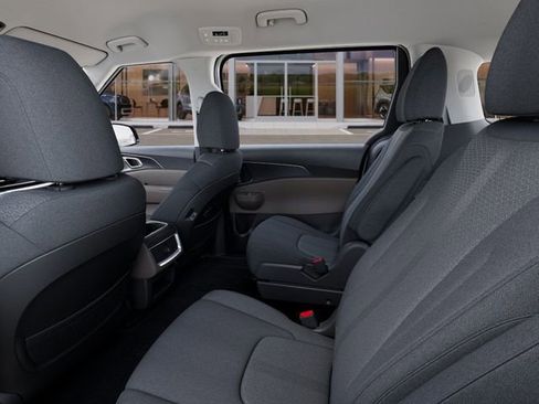 New 2026 Kia Carnival LXS image 18