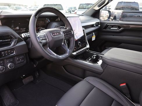 New 2026 GMC Yukon XL Elevation image 12