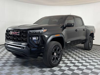 Used 2024 GMC Canyon Elevation w/ Elevation Premium Package