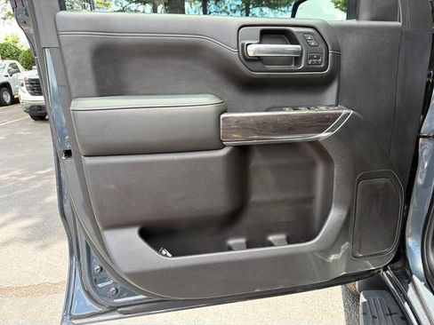Used 2019 Chevrolet Silverado 1500 LTZ w/ LTZ Plus Package AWD/4WD image 10