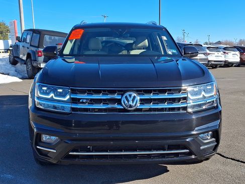 Used 2019 Volkswagen Atlas SE w/ Panoramic Sunroof Package image 2