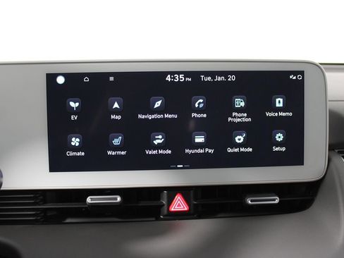 Used 2024 Hyundai Ioniq 5 SE image 13