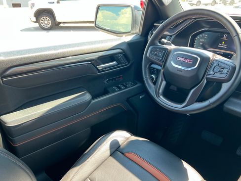 Used 2025 GMC Sierra 1500 AT4 AWD/4WD image 12