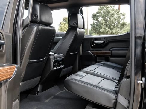 Used 2022 Chevrolet Silverado 1500 High Country w/ Technology Package AWD/4WD image 55