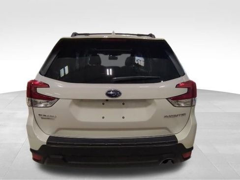 Certified 2022 Subaru Forester Premium image 22