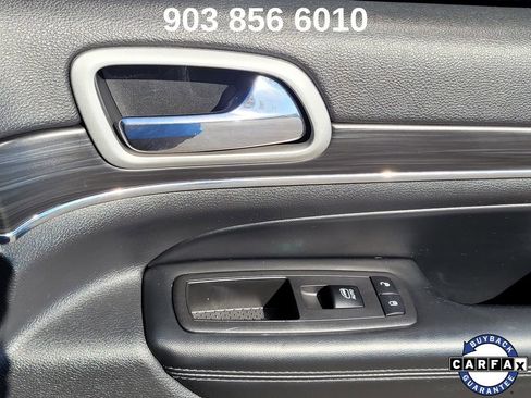 Used 2022 Jeep Grand Cherokee Limited image 24