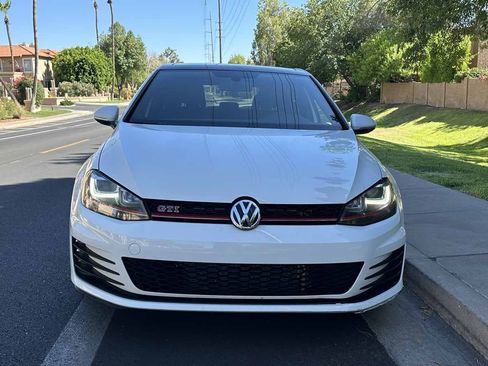 Used 2016 Volkswagen GTI Autobahn w/ Lighting Package (SEL) FWD image 3