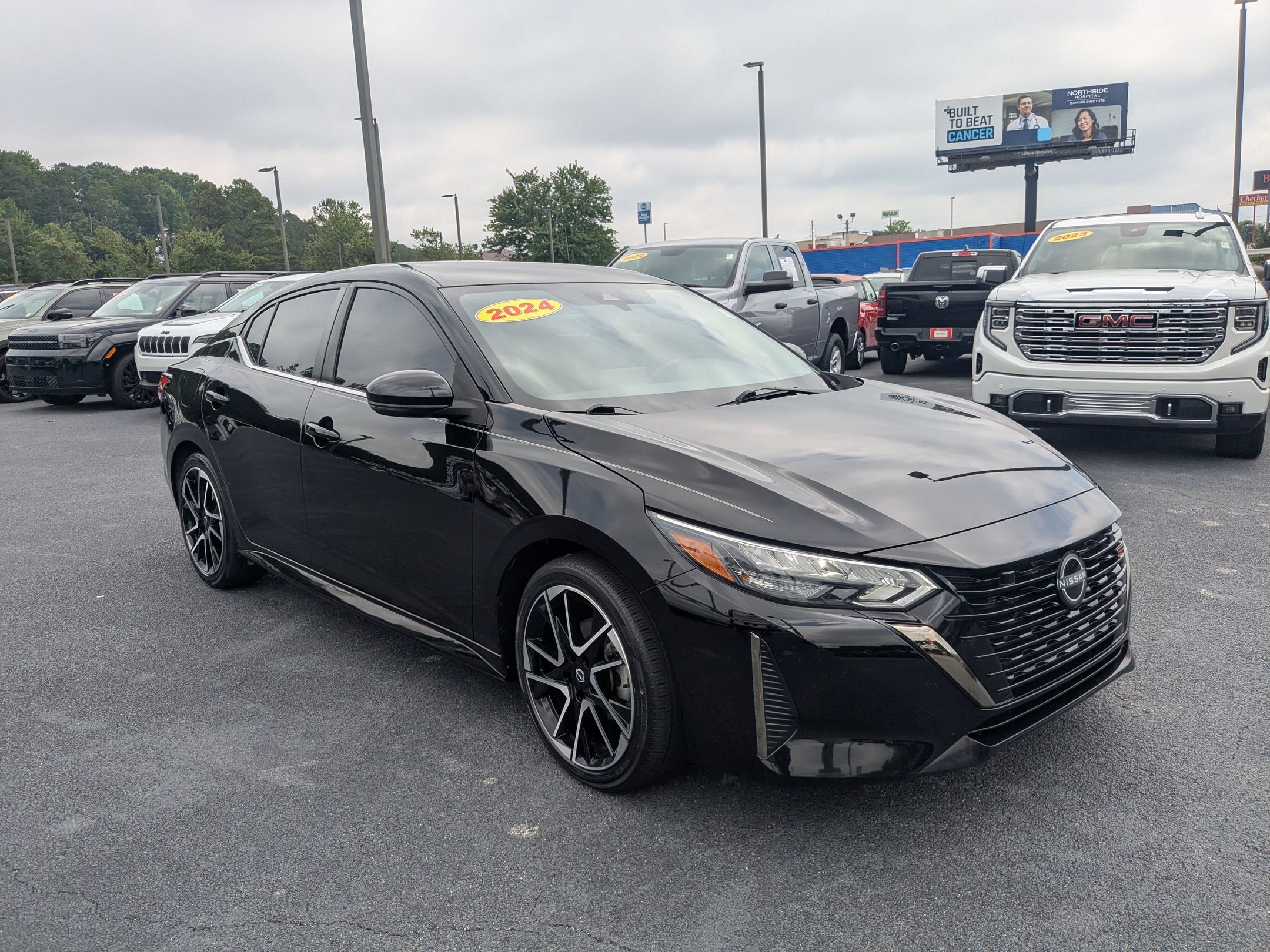 Used 2024 Nissan Sentra SR FWD image 3