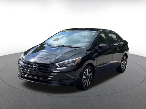 Used 2025 Nissan Versa SV FWD image 6