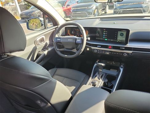 New 2026 Kia Sorento S image 13