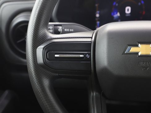Used 2023 Chevrolet Colorado W/T image 26