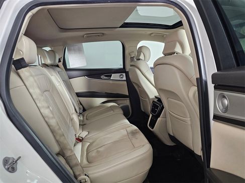 Used 2018 Lincoln MKX Reserve w/ Luxury Package image 14