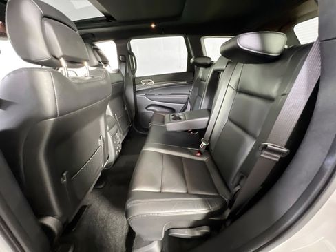 Used 2022 Jeep Grand Cherokee Limited image 24
