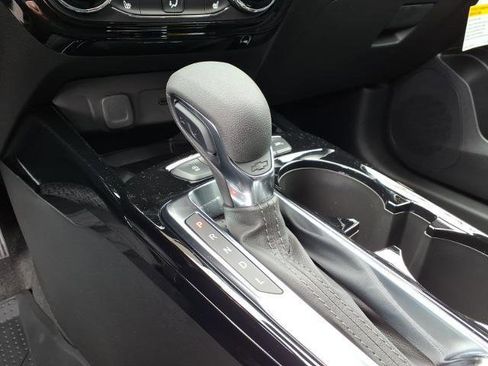 New 2026 Chevrolet Trax ACTIV w/ Sunroof Package FWD image 9