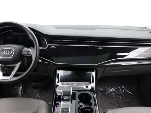 Used 2023 Audi Q7 2.0T Premium AWD/4WD image 35