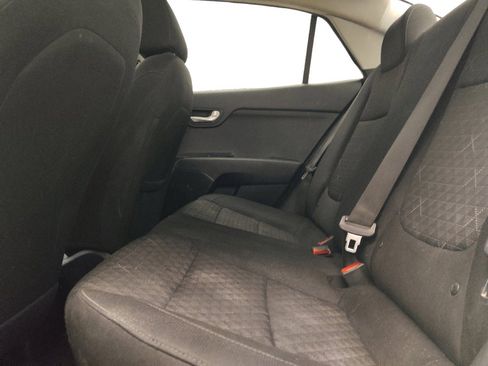 Used 2021 Kia Rio LX FWD image 18