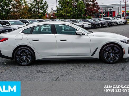 Used 2025 BMW i4 eDrive40 image 9