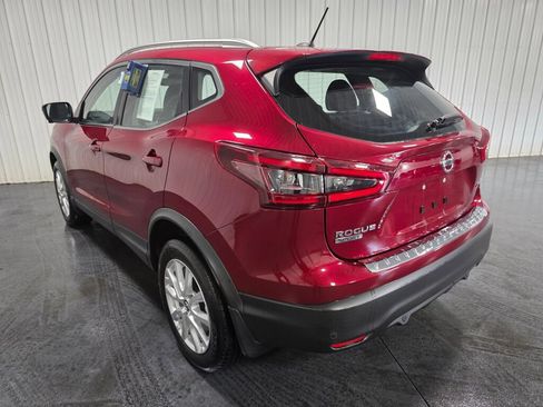 Used 2021 Nissan Rogue Sport SV w/ Technology Package AWD/4WD image 3