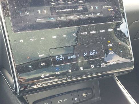 Used 2023 Hyundai Tucson Limited w/ Cargo Package AWD/4WD image 18