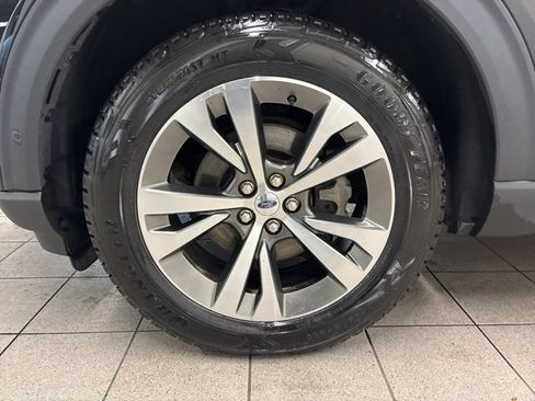 Used 2020 Ford Explorer Platinum w/ Premium Technology Package image 10