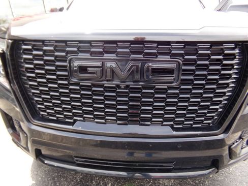 Used 2021 GMC Yukon Denali w/ Denali Ultimate Package AWD/4WD image 53