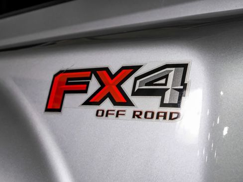 Used 2022 Ford F350 Lariat w/ Lariat Ultimate Package AWD/4WD image 45