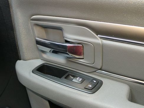 Used 2016 RAM 1500 Big Horn image 9