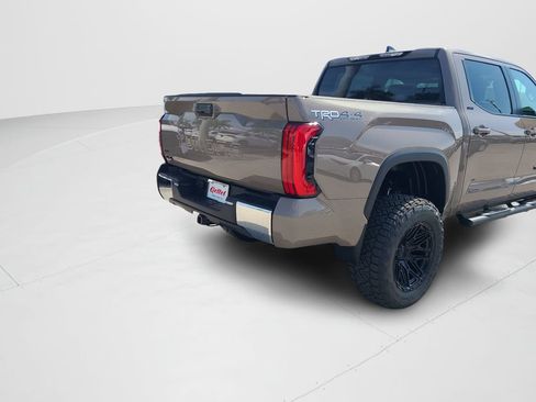 Certified 2026 Toyota Tundra SR5 AWD/4WD image 24