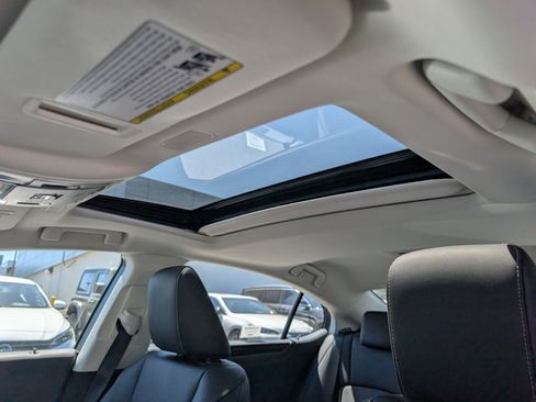 Certified 2025 Lexus ES 350 w/ Premium Package FWD image 32