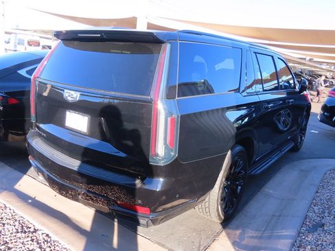 Used 2021 Cadillac Escalade ESV Sport w/ Driver Assist Tech Package image 6