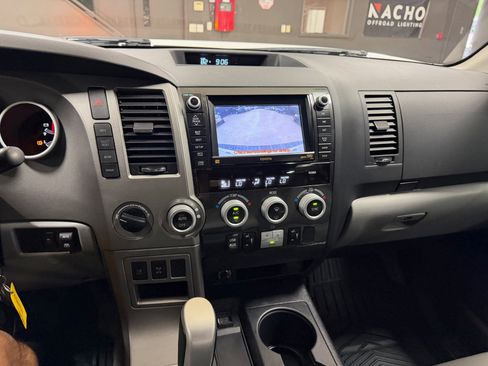 Used 2010 Toyota Sequoia Limited AWD/4WD image 26