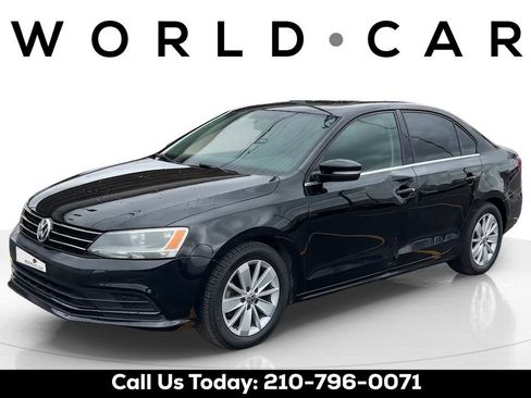 Used 2016 Volkswagen Jetta SE FWD image 2