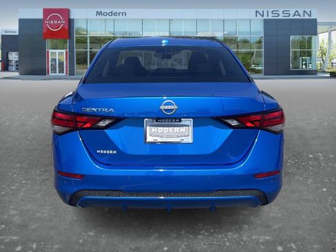 Used 2025 Nissan Sentra SV w/ All-Weather Package FWD image 6