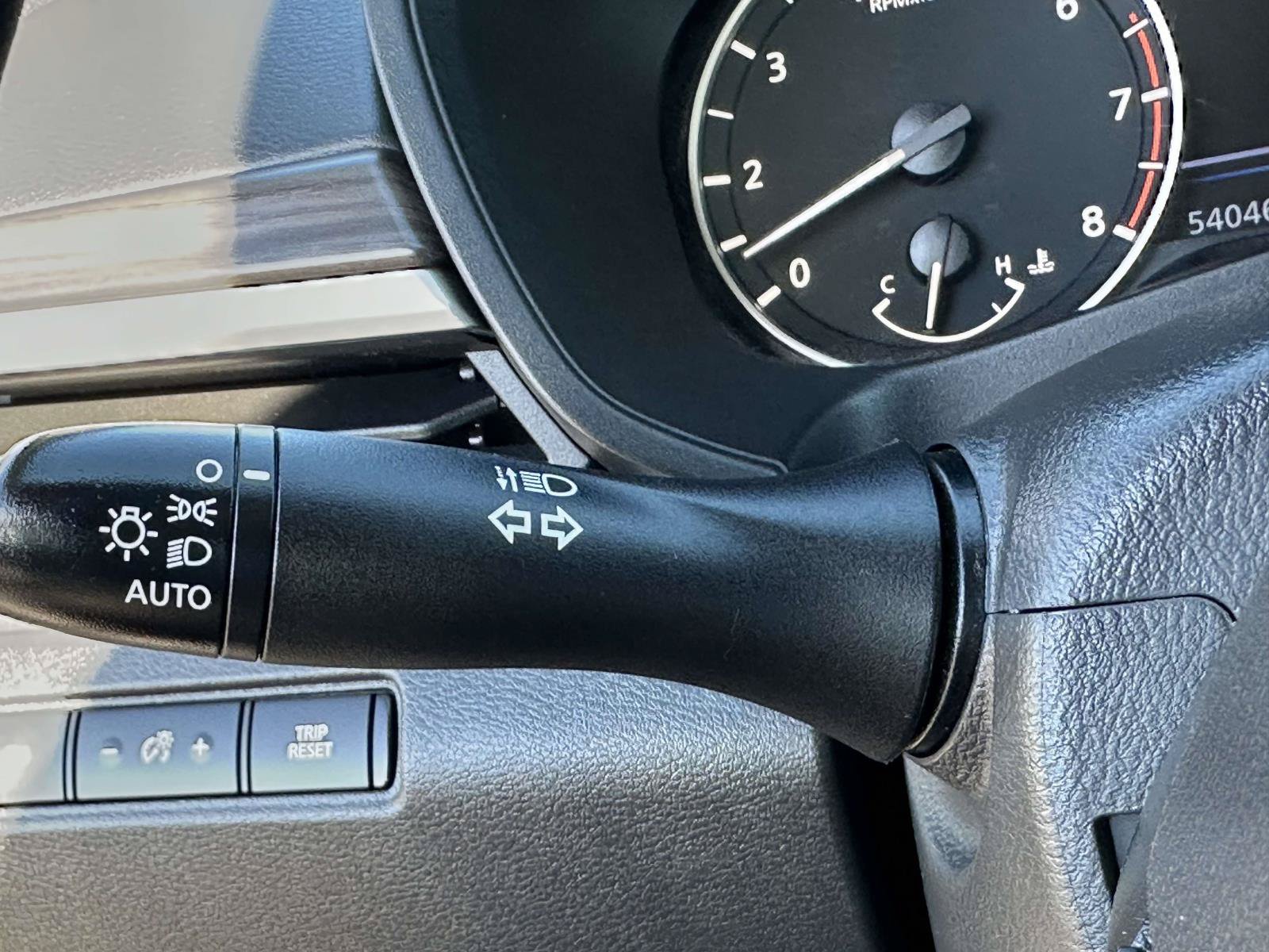 Used 2024 Nissan Altima 2.5 SV FWD image 21