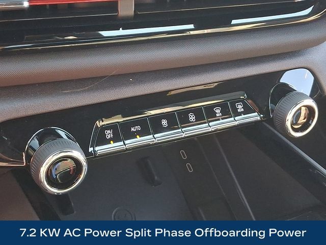 Used 2026 Chevrolet Silverado EV Trail Boss w/ Premium Package AWD/4WD image 16