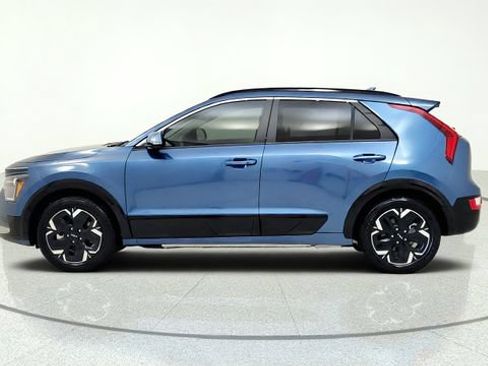 Used 2023 Kia Niro Wind FWD image 5
