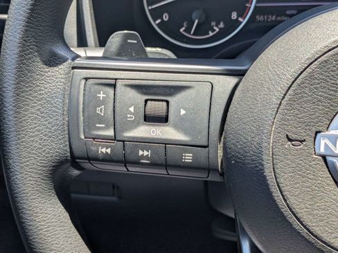 Used 2024 Nissan Rogue S AWD/4WD image 24