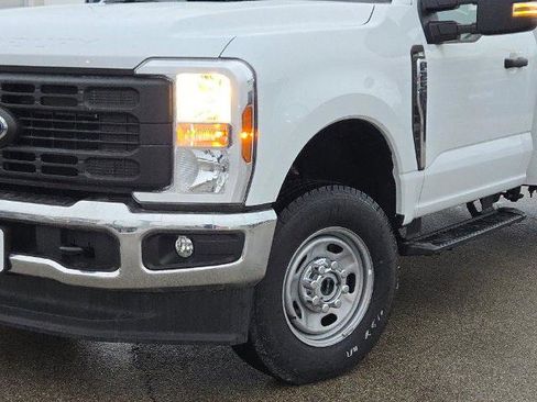 Certified 2024 Ford F250 XL w/ XL Chrome Package image 3