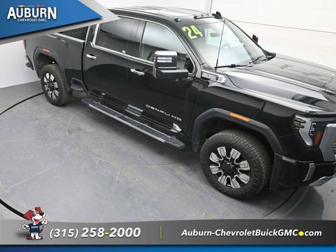 Used 2024 GMC Sierra 2500 Denali w/ Denali Reserve Package image 22