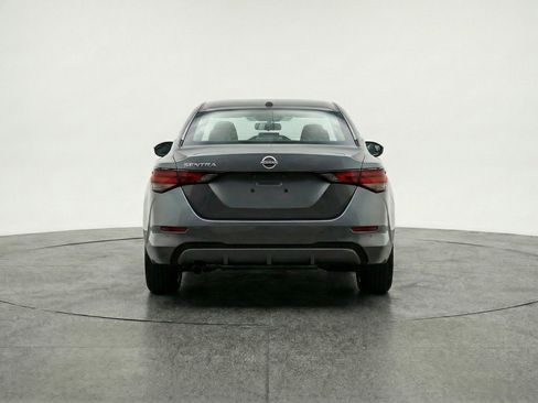 Used 2025 Nissan Sentra SV image 7