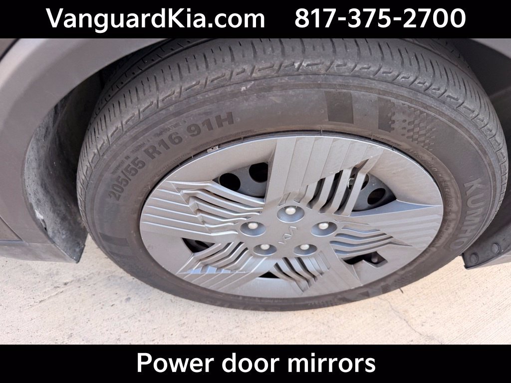 Certified 2025 Kia K4 FWD image 10