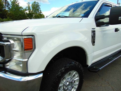 Used 2020 Ford F250 XLT w/ Snow Plow Prep Package AWD/4WD image 24