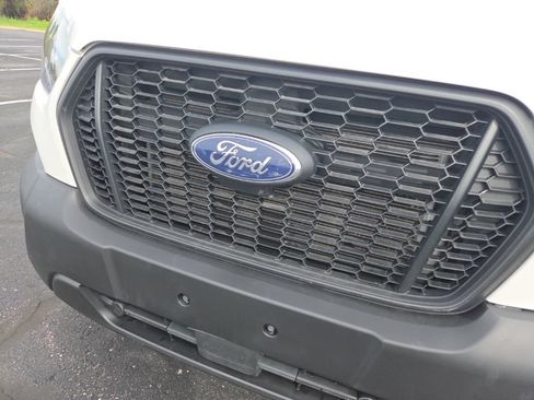 Used 2025 Ford Transit 250 148 High Roof Extended AWD image 2