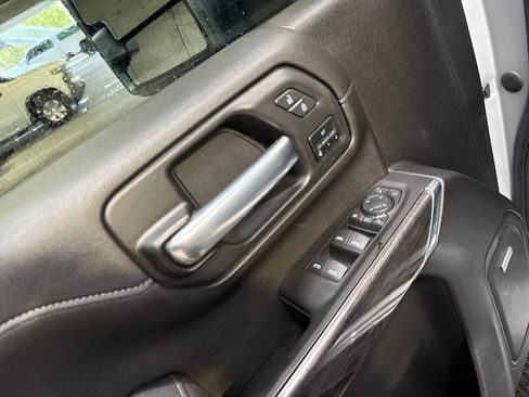 Used 2021 Chevrolet Silverado 3500 LTZ w/ LTZ Premium Package image 14